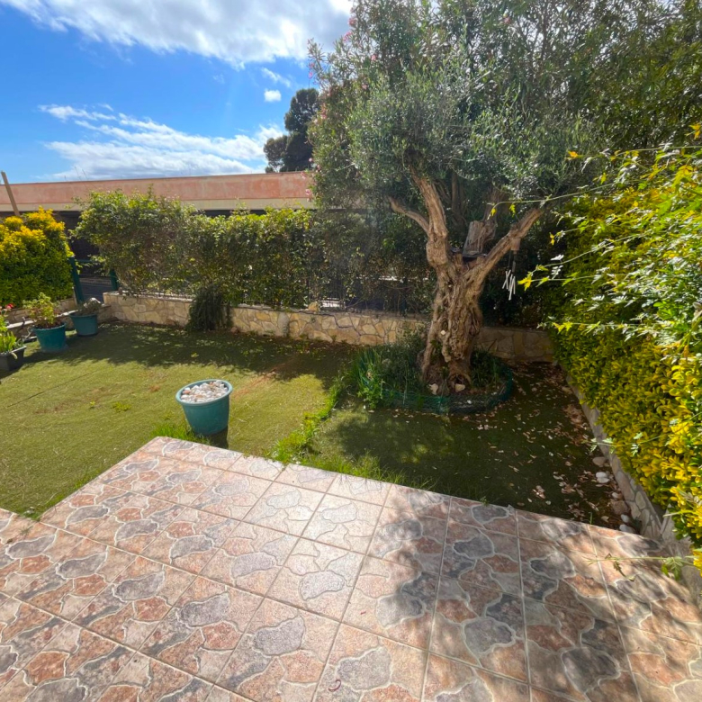 PLANTA BAJA CON JARDÍN EN VENTA EN PLATJA D’ARO