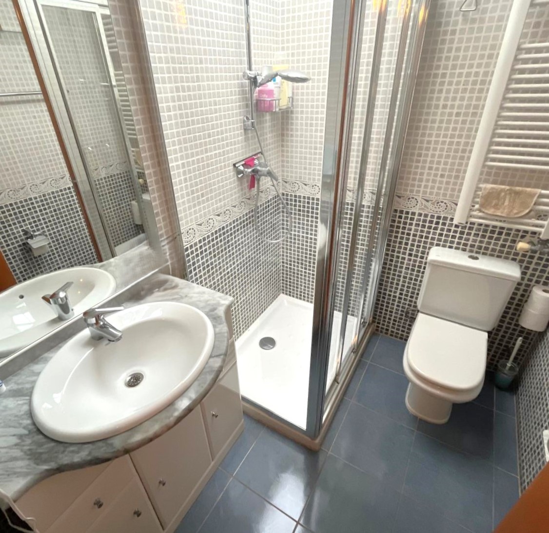 BONITA CASA EN VENTA EN PALAMÓS: con terrazas, patio, garaje…