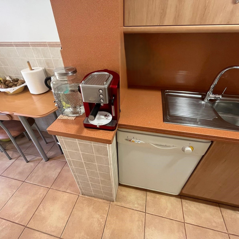BONITA CASA EN VENTA EN PALAMÓS: con terrazas, patio, garaje…