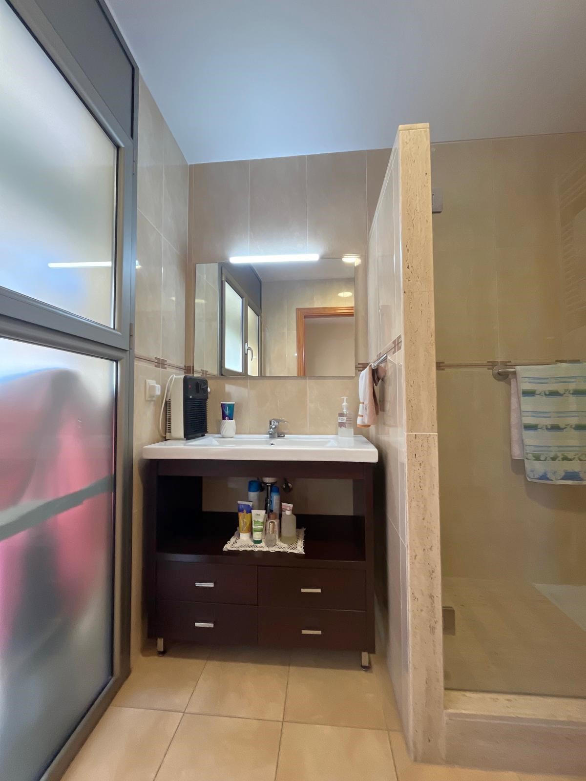 BONITA CASA EN VENTA EN PALAMÓS: con terrazas, patio, garaje…