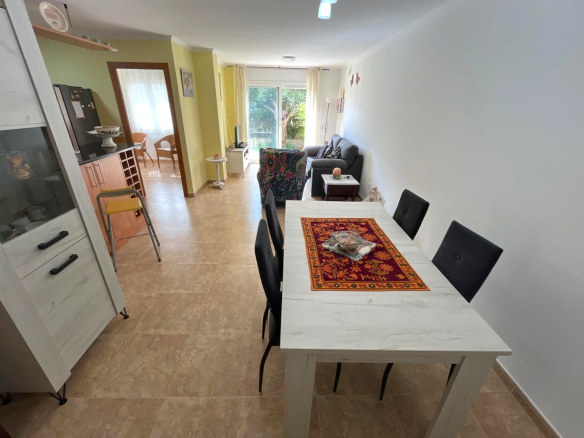 PLANTA BAJA CON JARDÍN EN VENTA EN PLATJA D’ARO