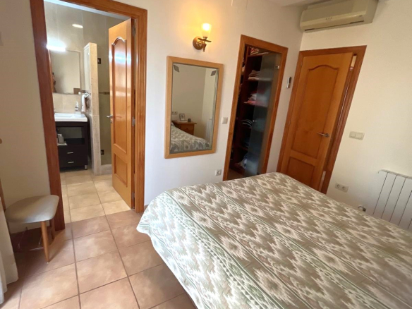 BONITA CASA EN VENTA EN PALAMÓS: con terrazas, patio, garaje…