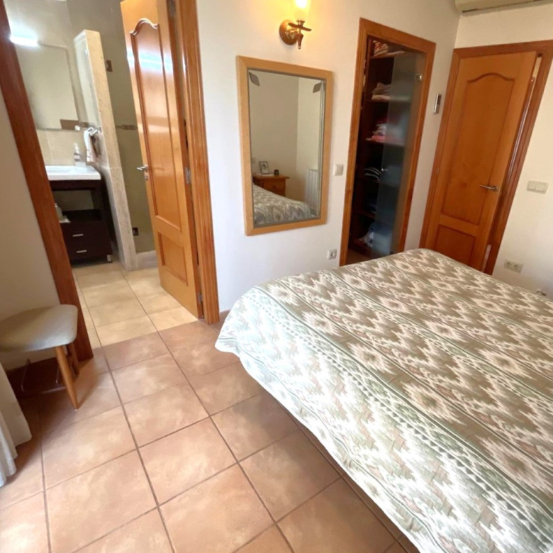 BONITA CASA EN VENTA EN PALAMÓS: con terrazas, patio, garaje…