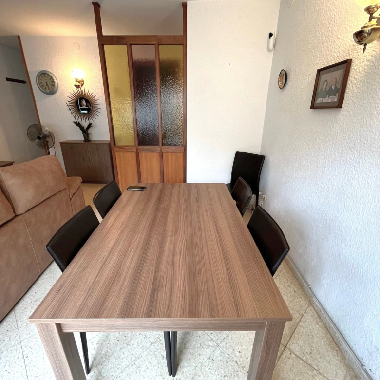 PISO EN VENTA EN EL CENTRO DE PALAMÓS, JUNTO AL MERCADO MUNICIPAL