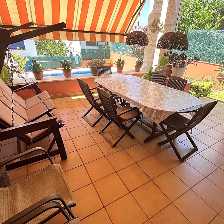 BONITA CASA EN VENTA EN PALAMÓS: CON TERRAZA, JARDÍN, PISCINA-BARBACOA, GARAJE 2 COCHES…