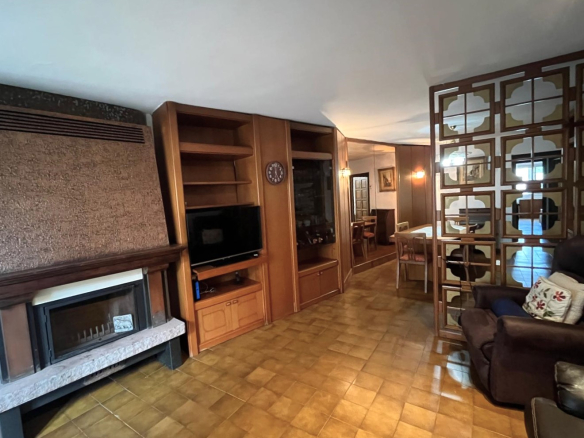 PISO AMPLIO Y MUY CÉNTRICO EN VENTA EN PALAMÓS • ASCENSOR • TERRAZAS