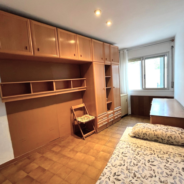 PISO AMPLIO Y MUY CÉNTRICO EN VENTA EN PALAMÓS • ASCENSOR • TERRAZAS