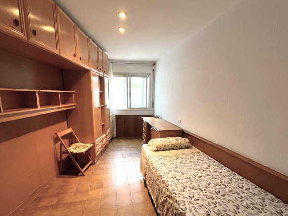 PISO AMPLIO Y MUY CÉNTRICO EN VENTA EN PALAMÓS • ASCENSOR • TERRAZAS