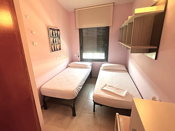 BONITA CASA EN VENTA EN PALAMÓS: CON TERRAZA, JARDÍN, PISCINA-BARBACOA, GARAJE 2 COCHES…