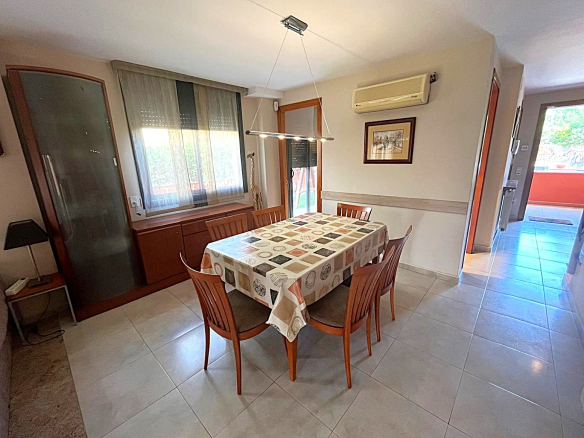 BONITA CASA EN VENTA EN PALAMÓS: CON TERRAZA, JARDÍN, PISCINA-BARBACOA, GARAJE 2 COCHES…