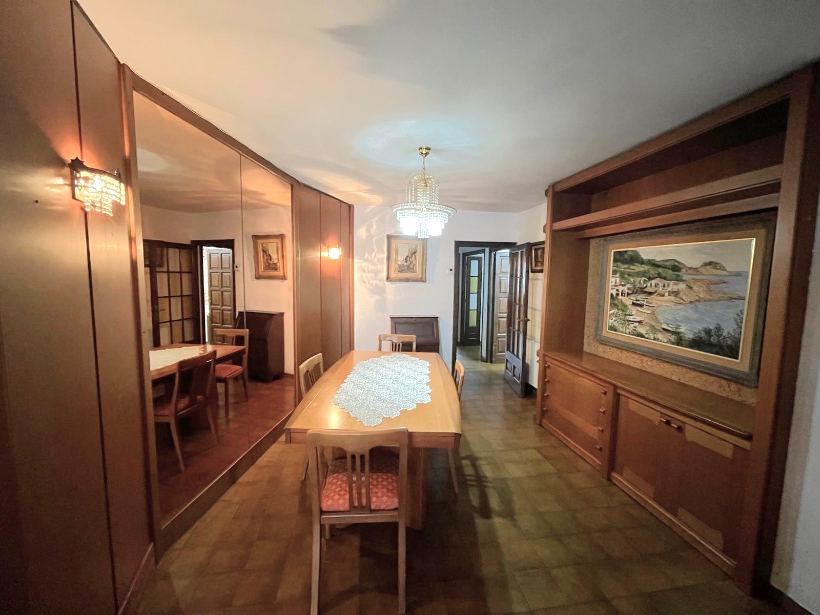 PISO AMPLIO Y MUY CÉNTRICO EN VENTA EN PALAMÓS • ASCENSOR • TERRAZAS