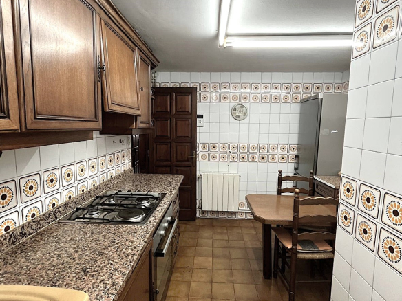 PISO AMPLIO Y MUY CÉNTRICO EN VENTA EN PALAMÓS • ASCENSOR • TERRAZAS