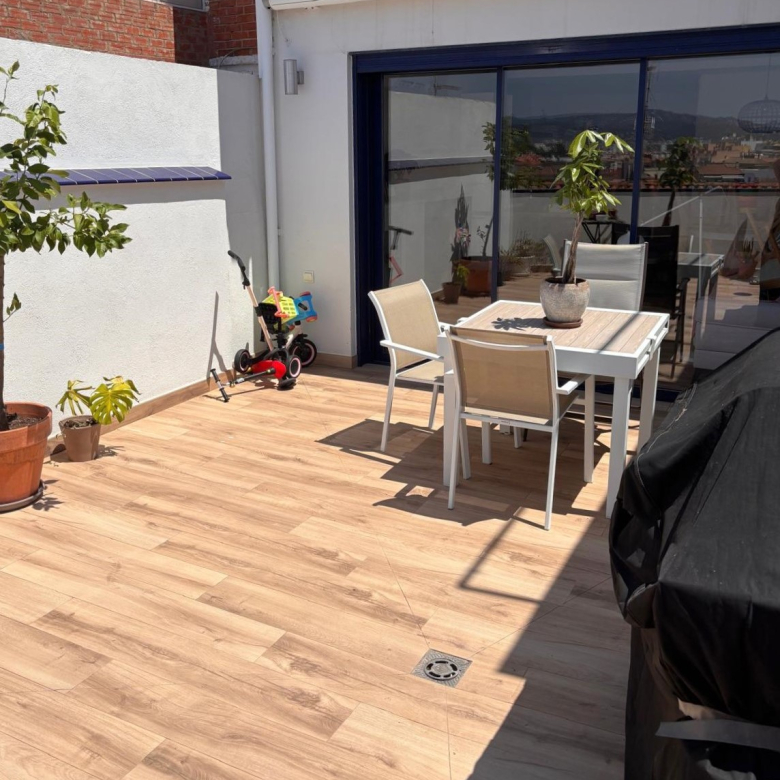 CASA EN VENTA EN PALAMÓS, TOTALMENTE REFORMADA, CON 2 TERRAZAS, PLAZA DE APARCAMIENTO…