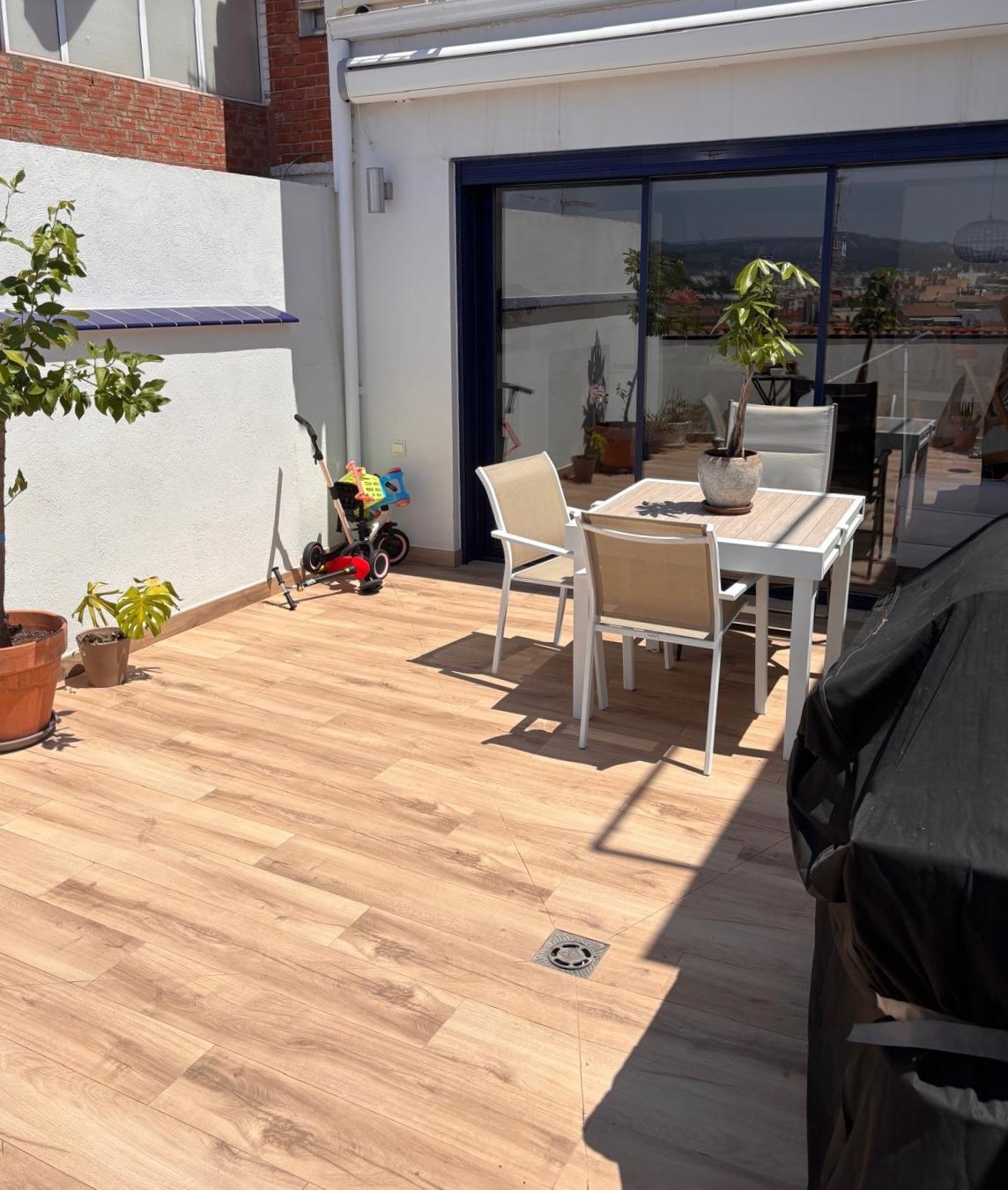 CASA EN VENTA EN PALAMÓS, TOTALMENTE REFORMADA, CON 2 TERRAZAS, PLAZA DE APARCAMIENTO…