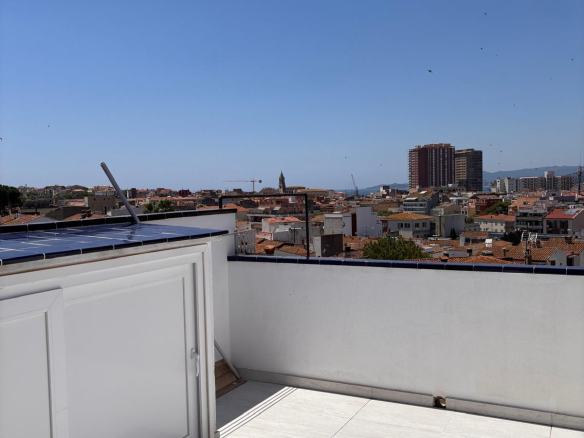 CASA EN VENTA EN PALAMÓS, TOTALMENTE REFORMADA, CON 2 TERRAZAS, PLAZA DE APARCAMIENTO…