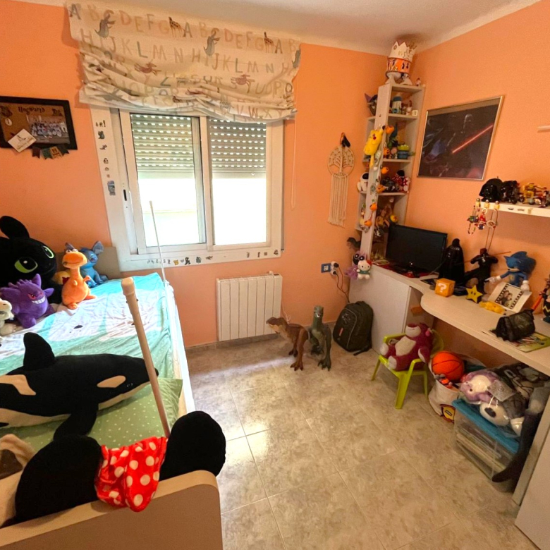 PISO EN VENTA EN PALAMÓS. REFORMADO, CON 4 HABITACIONES, TERRAZA…