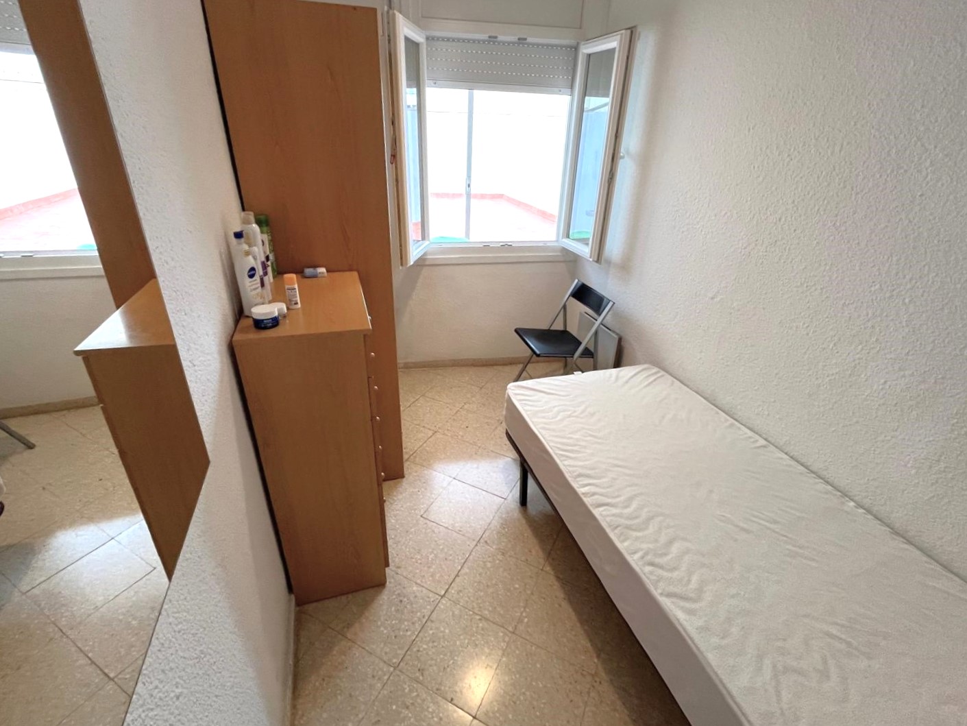 PISO EN VENTA EN EL CENTRO DE PALAMÓS, JUNTO AL MERCADO MUNICIPAL
