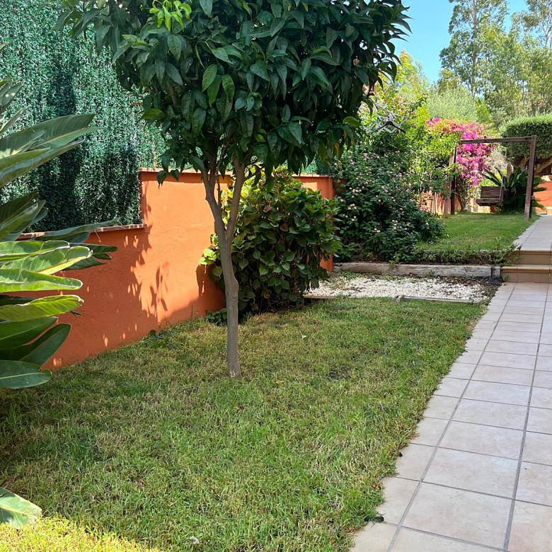 BONITA CASA EN VENTA EN PALAMÓS: CON TERRAZA, JARDÍN, PISCINA-BARBACOA, GARAJE 2 COCHES…