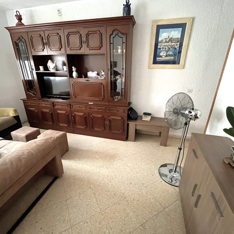 PISO EN VENTA EN EL CENTRO DE PALAMÓS, JUNTO AL MERCADO MUNICIPAL