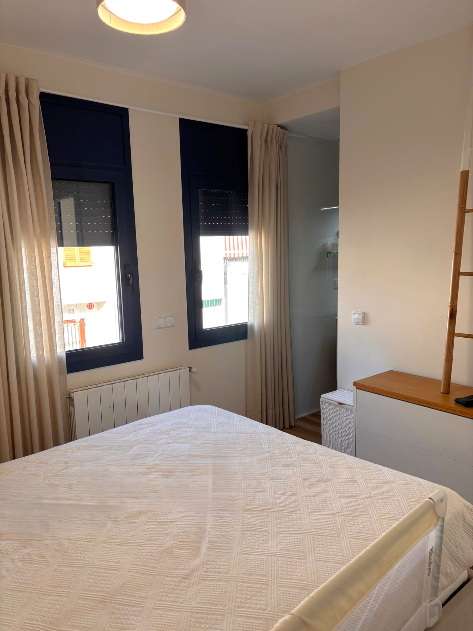 CASA EN VENTA EN PALAMÓS, TOTALMENTE REFORMADA, CON 2 TERRAZAS, PLAZA DE APARCAMIENTO…