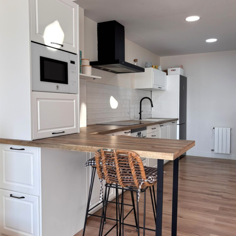 CASA EN VENTA EN PALAMÓS, TOTALMENTE REFORMADA, CON 2 TERRAZAS, PLAZA DE APARCAMIENTO…