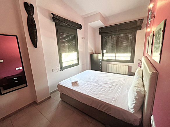 BONITA CASA EN VENTA EN PALAMÓS: CON TERRAZA, JARDÍN, PISCINA-BARBACOA, GARAJE 2 COCHES…