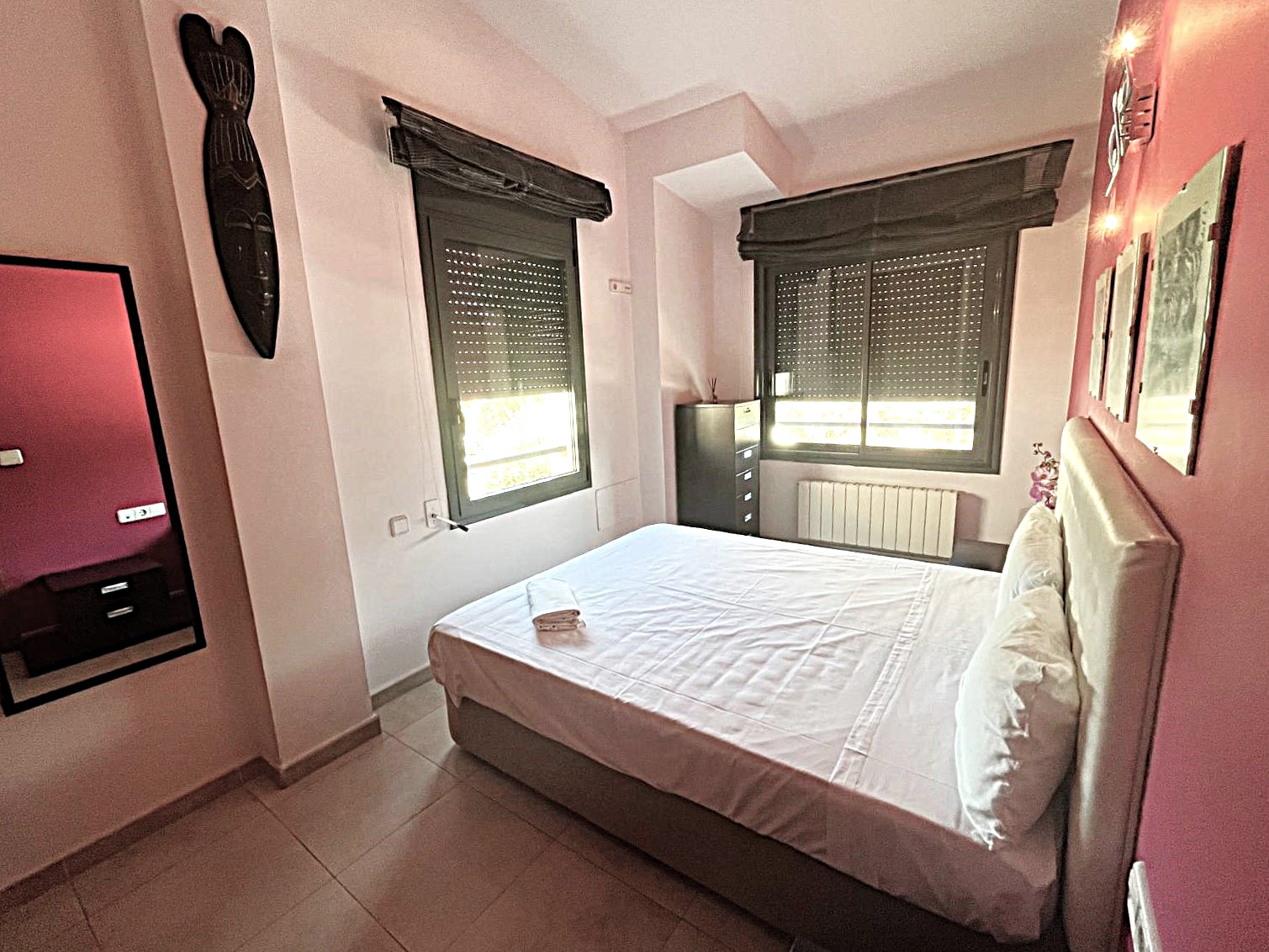BONITA CASA EN VENTA EN PALAMÓS: CON TERRAZA, JARDÍN, PISCINA-BARBACOA, GARAJE 2 COCHES…