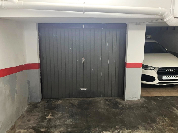 PISO AMPLIO Y MUY CÉNTRICO EN VENTA EN PALAMÓS • ASCENSOR • TERRAZAS