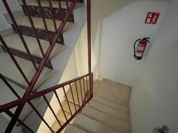 PISO AMPLIO Y MUY CÉNTRICO EN VENTA EN PALAMÓS • ASCENSOR • TERRAZAS