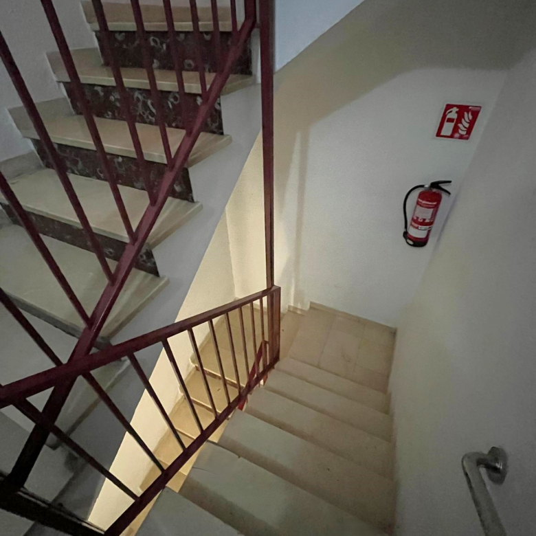PISO AMPLIO Y MUY CÉNTRICO EN VENTA EN PALAMÓS • ASCENSOR • TERRAZAS