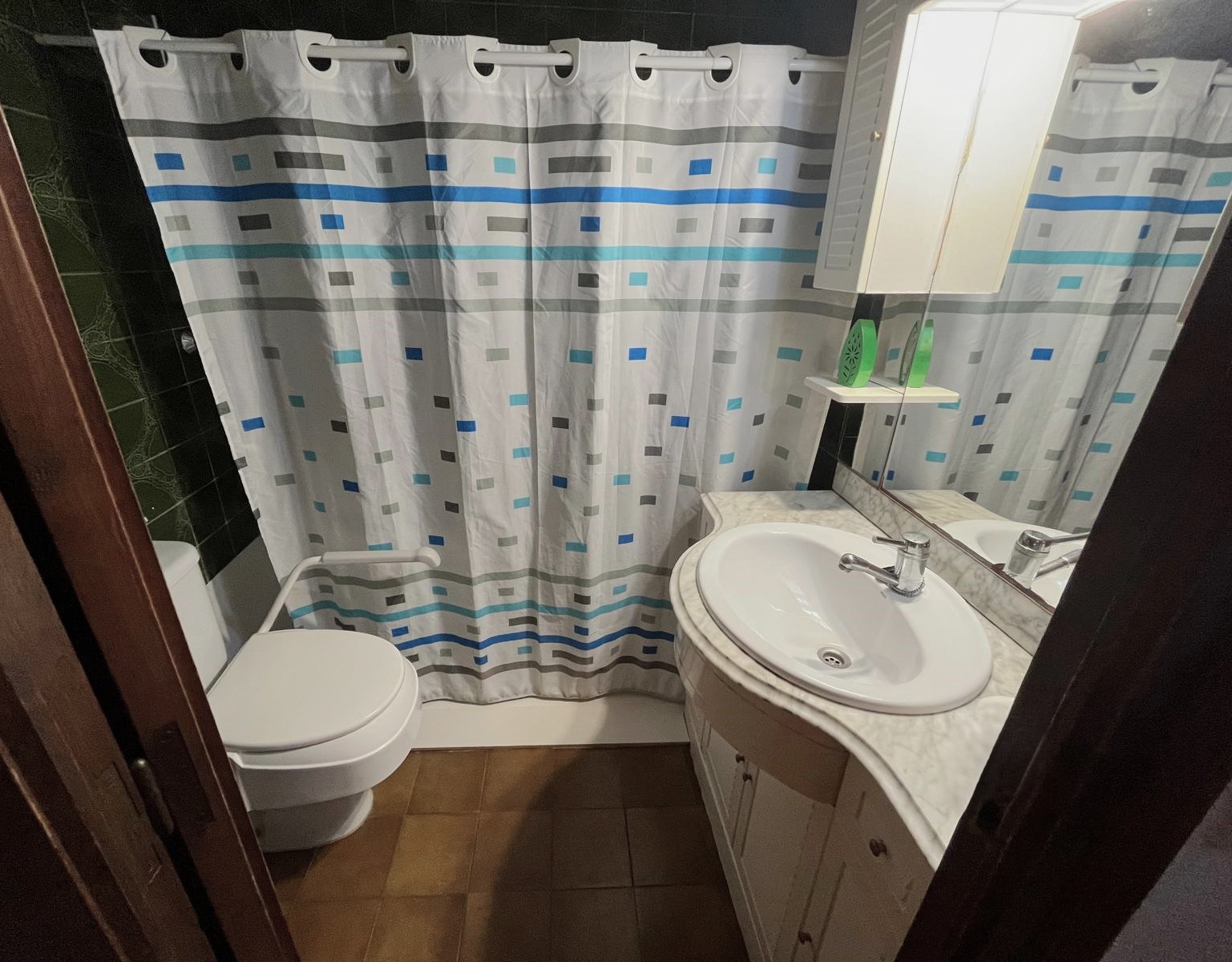 PISO AMPLIO Y MUY CÉNTRICO EN VENTA EN PALAMÓS • ASCENSOR • TERRAZAS