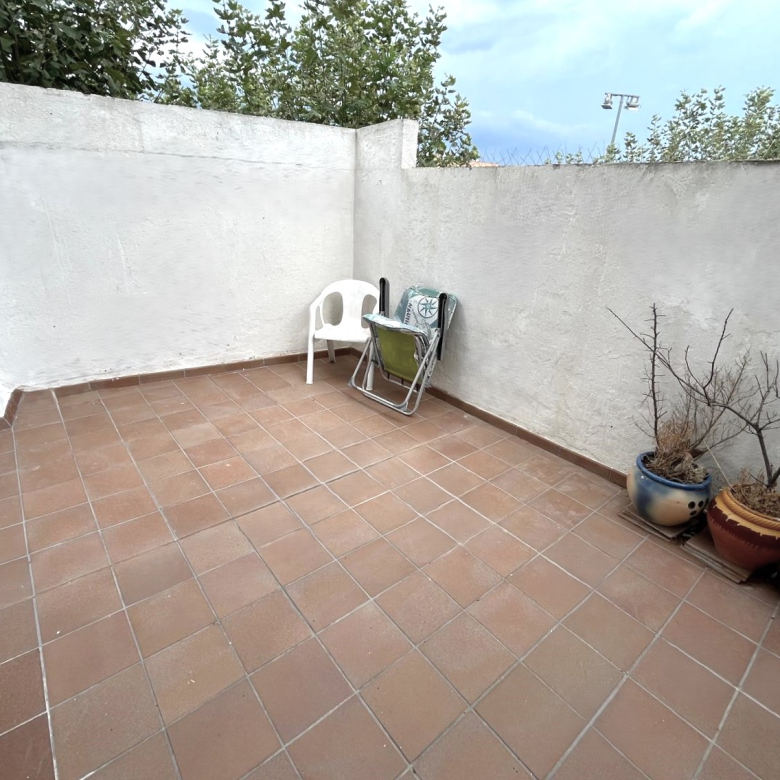 PISO AMPLIO Y MUY CÉNTRICO EN VENTA EN PALAMÓS • ASCENSOR • TERRAZAS
