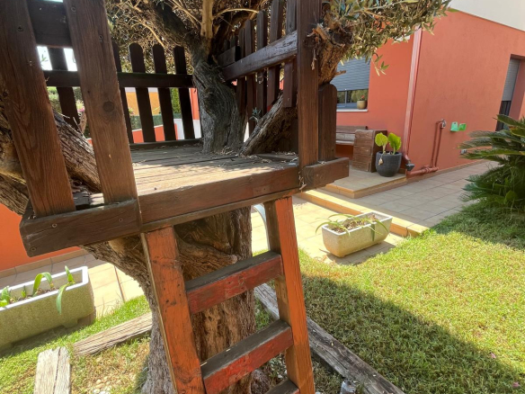 BONITA CASA EN VENTA EN PALAMÓS: CON TERRAZA, JARDÍN, PISCINA-BARBACOA, GARAJE 2 COCHES…