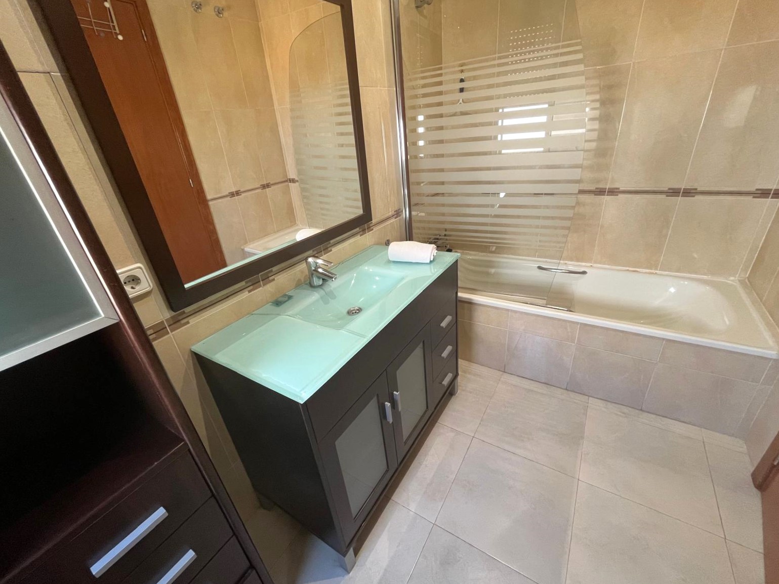 BONITA CASA EN VENTA EN PALAMÓS: CON TERRAZA, JARDÍN, PISCINA-BARBACOA, GARAJE 2 COCHES…