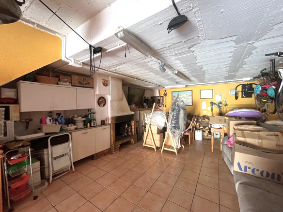 BONITA CASA EN VENTA EN PALAMÓS: CON TERRAZA, JARDÍN, PISCINA-BARBACOA, GARAJE 2 COCHES…