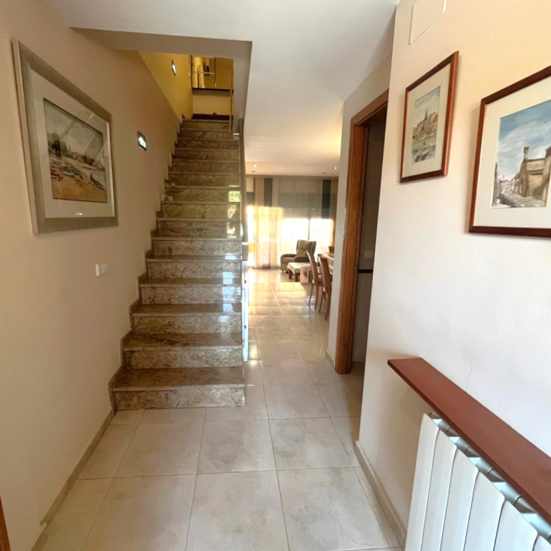 BONITA CASA EN VENTA EN PALAMÓS: CON TERRAZA, JARDÍN, PISCINA-BARBACOA, GARAJE 2 COCHES…