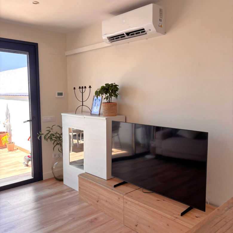 CASA EN VENTA EN PALAMÓS, TOTALMENTE REFORMADA, CON 2 TERRAZAS, PLAZA DE APARCAMIENTO…