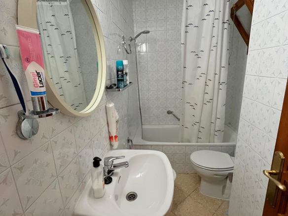 PISO EN VENTA EN EL CENTRO DE PALAMÓS, JUNTO AL MERCADO MUNICIPAL