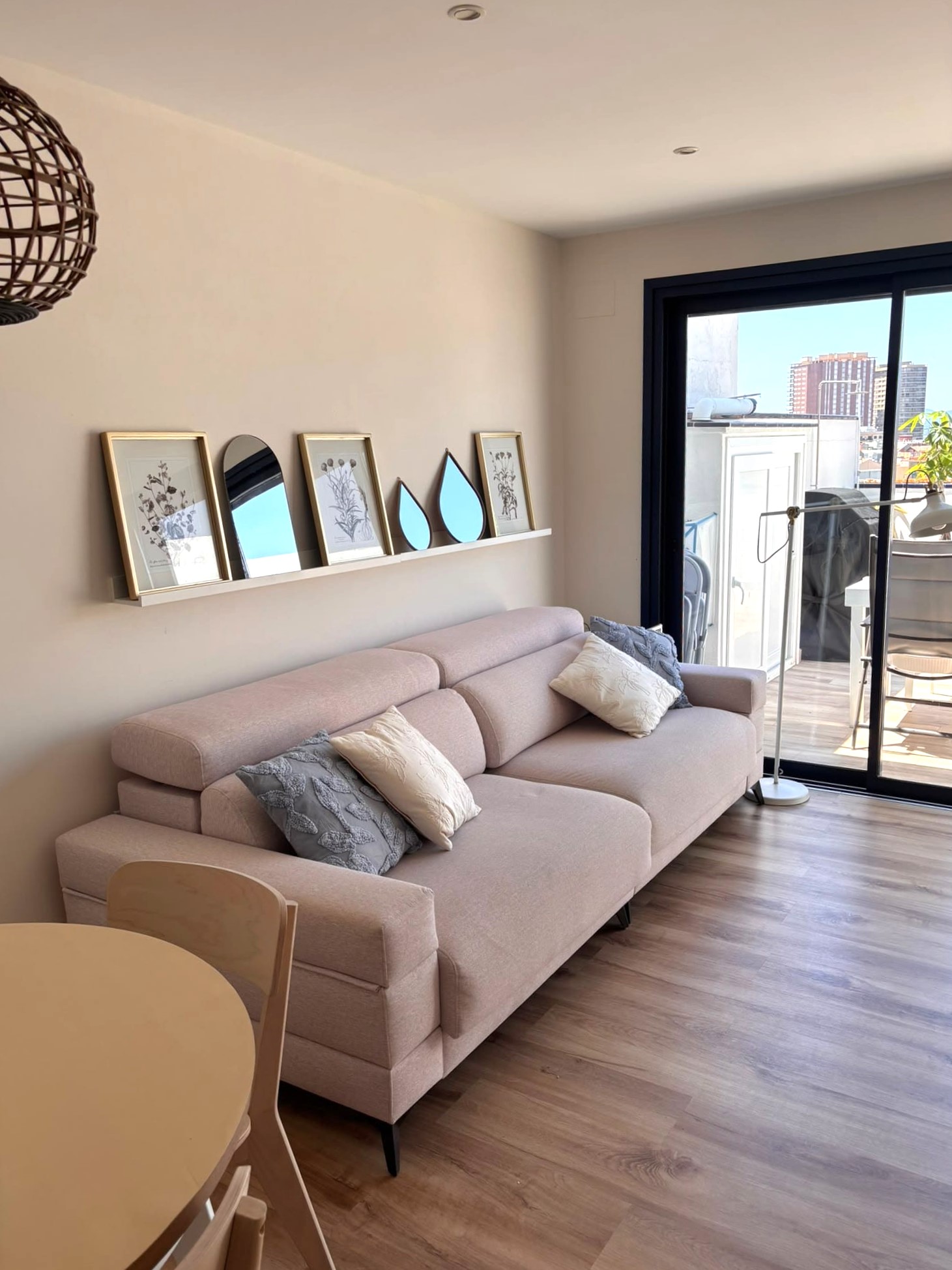 CASA EN VENTA EN PALAMÓS, TOTALMENTE REFORMADA, CON 2 TERRAZAS, PLAZA DE APARCAMIENTO…