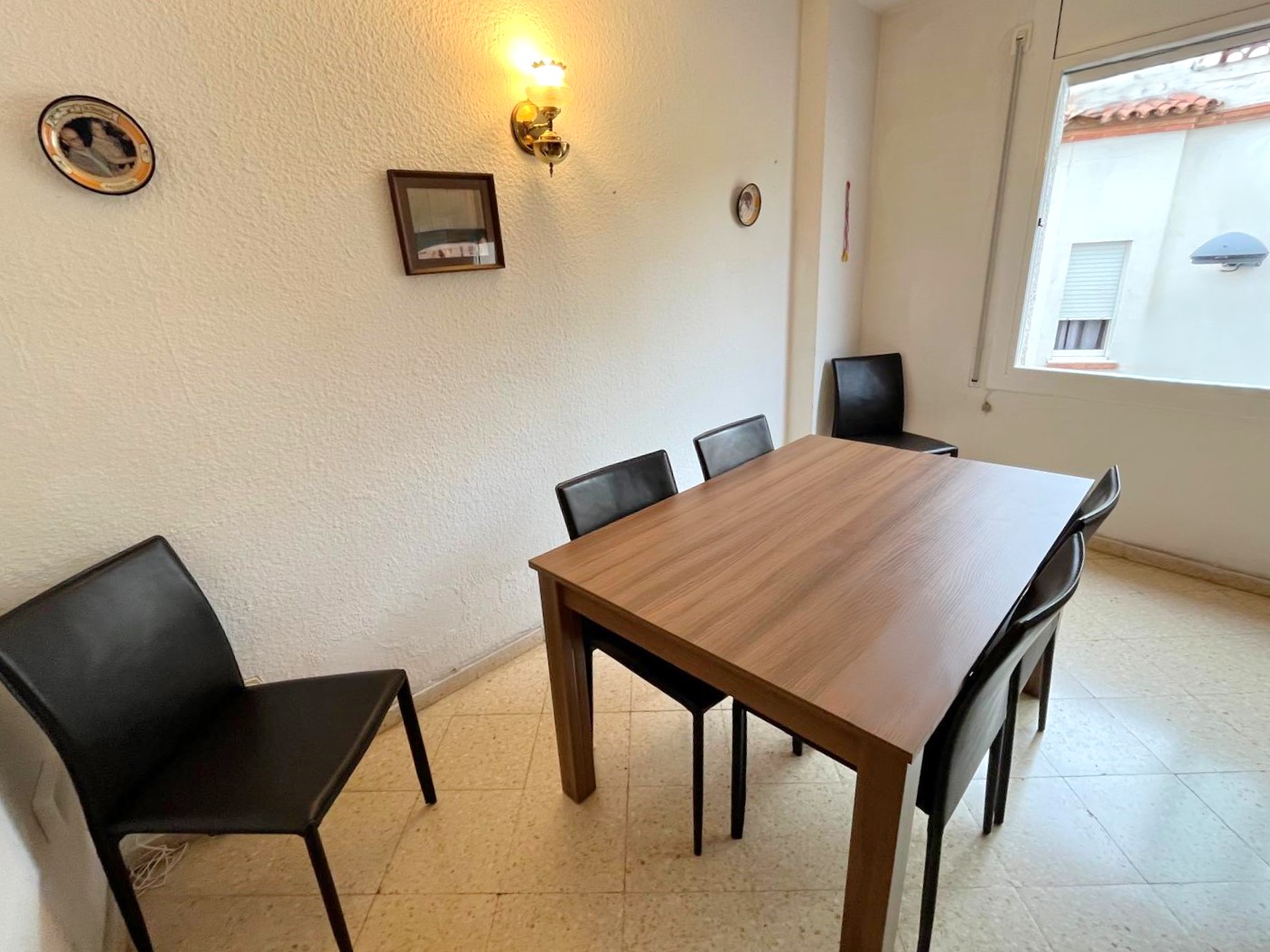 PISO EN VENTA EN EL CENTRO DE PALAMÓS, JUNTO AL MERCADO MUNICIPAL